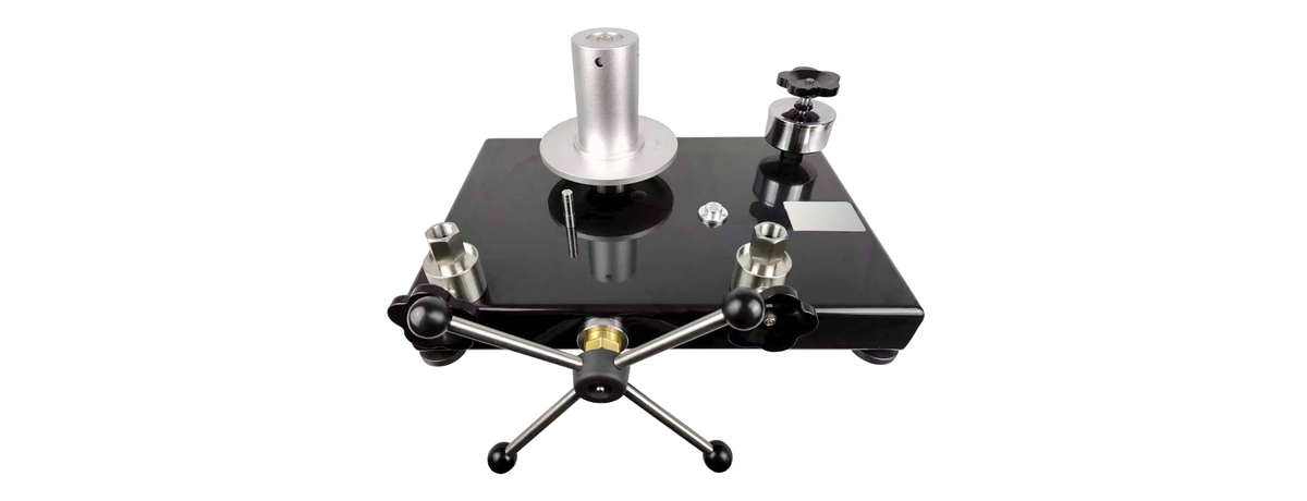 GPS LTD DWT series dead weight tester, standard construction